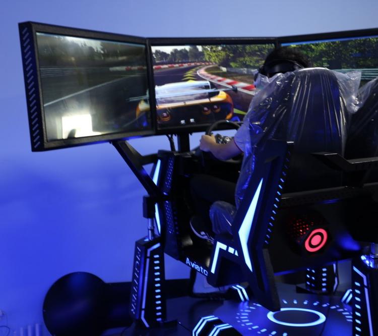 VR三屏赛车vr体感体验vr商场娱乐项目vr设备供应商vr体验馆乐阳厂家