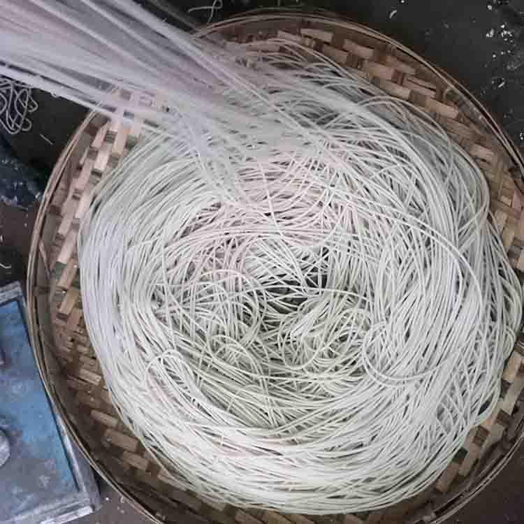 现货批发荞麦面调剂 玉米面条机 创业食品机械