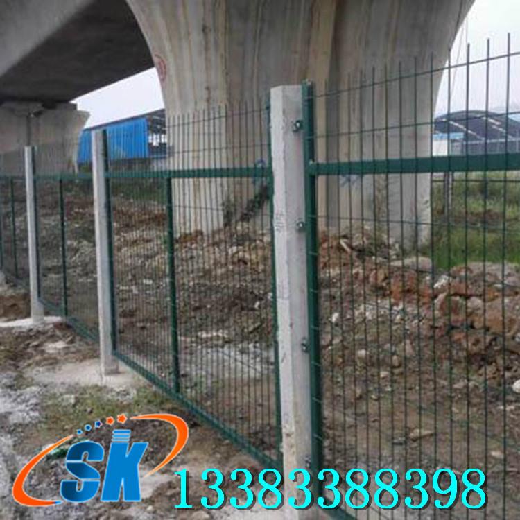 尚凯双边丝护栏网铁丝网防护隔离围栏圈地公路学校厂房围墙网厂家