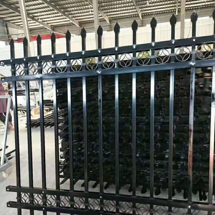定制批发锌钢围栏护栏_社区园林隔离喷塑铁艺围墙栅栏_热镀锌钢管防护栏