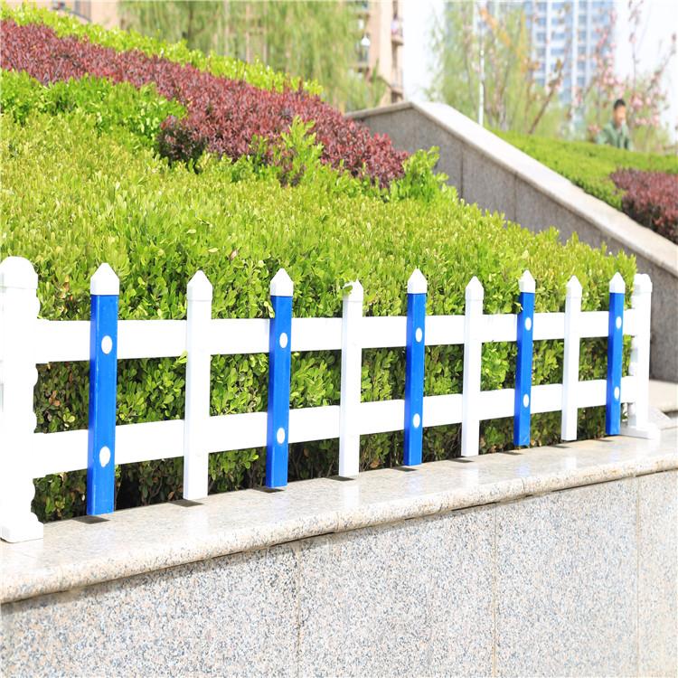 山东景区护栏  PVC围栏  PVC草坪护栏价格 等你咨询