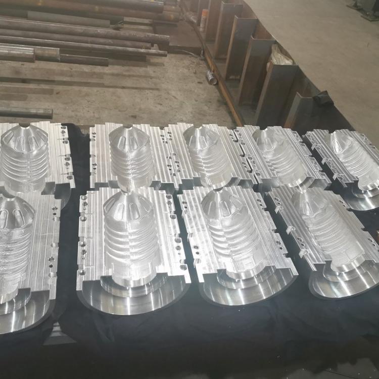 缙东油瓶模具酱油瓶模具大桶水模具PET模具吹瓶模具模具设计