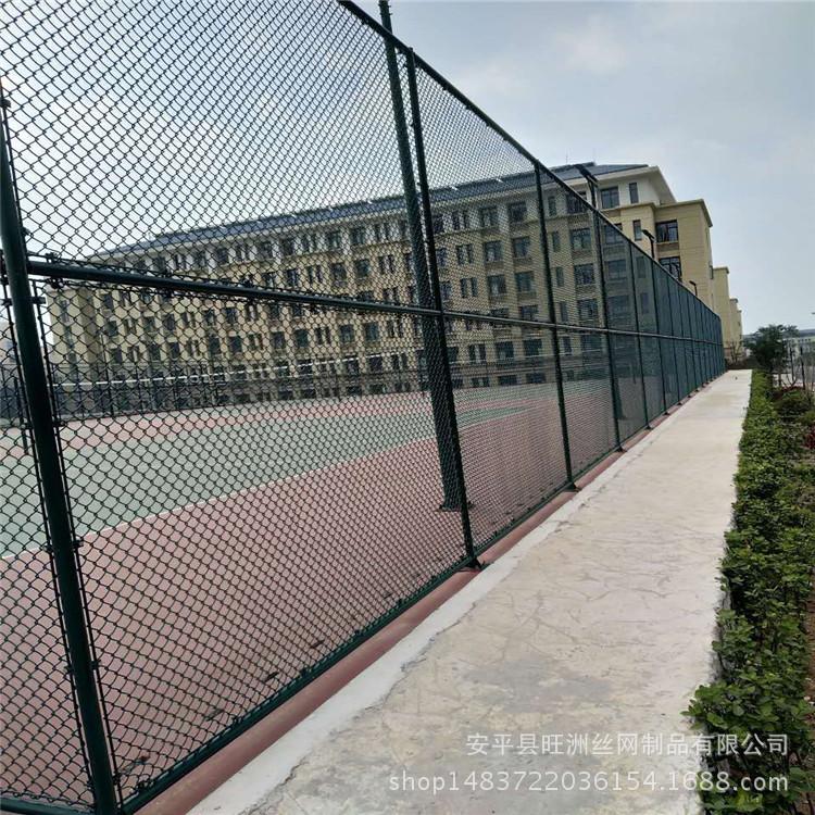 篮球场围网厂家球场围栏网生产安装 PVC包塑勾花护栏网