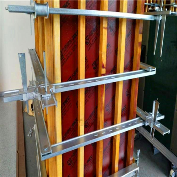 建筑工地专用新型方柱扣 方柱紧固件 方柱扣加固件 新型方柱夹具
