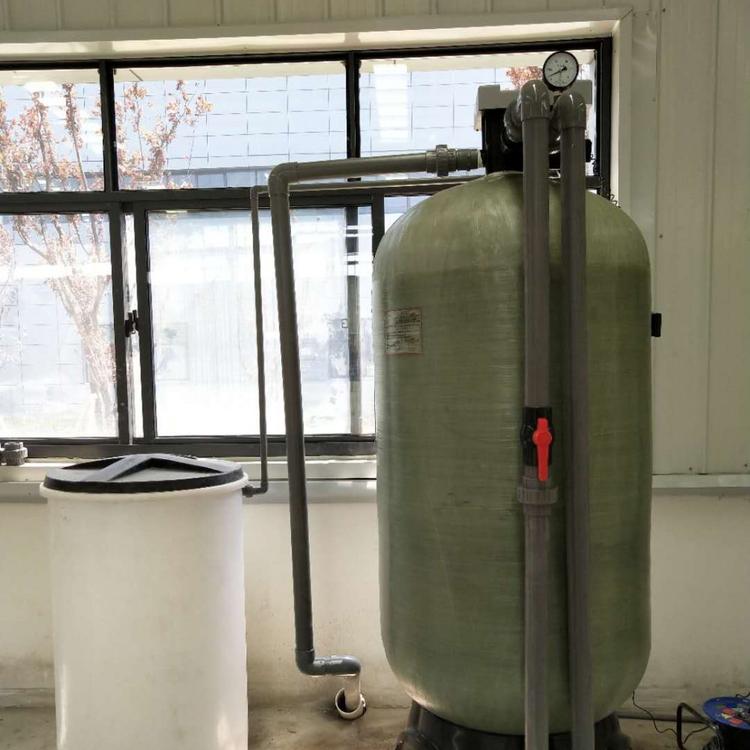 供应全国软化水设备 软化水设备厂家报价 泉润软水器 泉润环保 RH-20 厂家直销