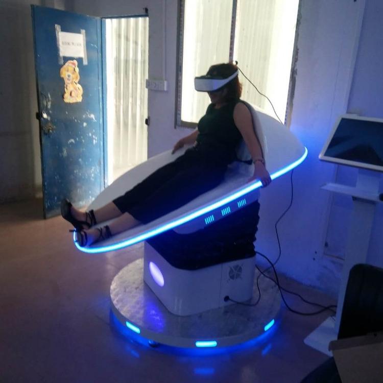 VR单人滑板vr游戏机设备 商场娱乐项目无人游乐设备vr厂家游乐设备乐阳