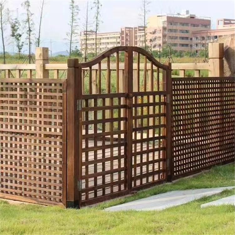 户外防腐木栅栏 庭院防腐木围栏 碳化木围栏栅栏