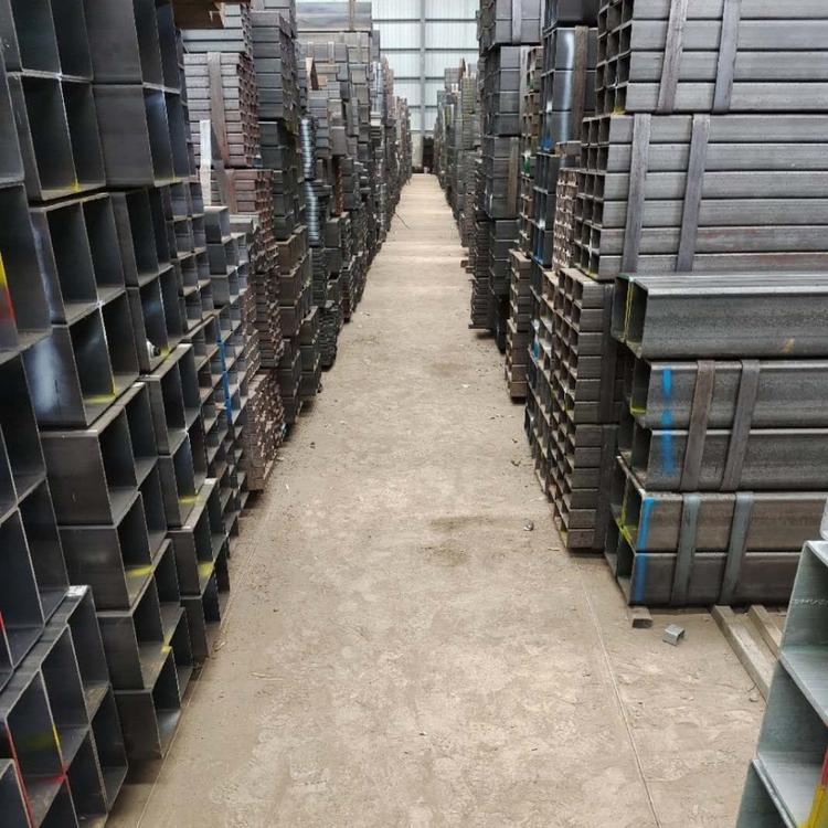 陕西西安钢材市场 西安钢管市场 西安方矩管现货 国标方管 钢管