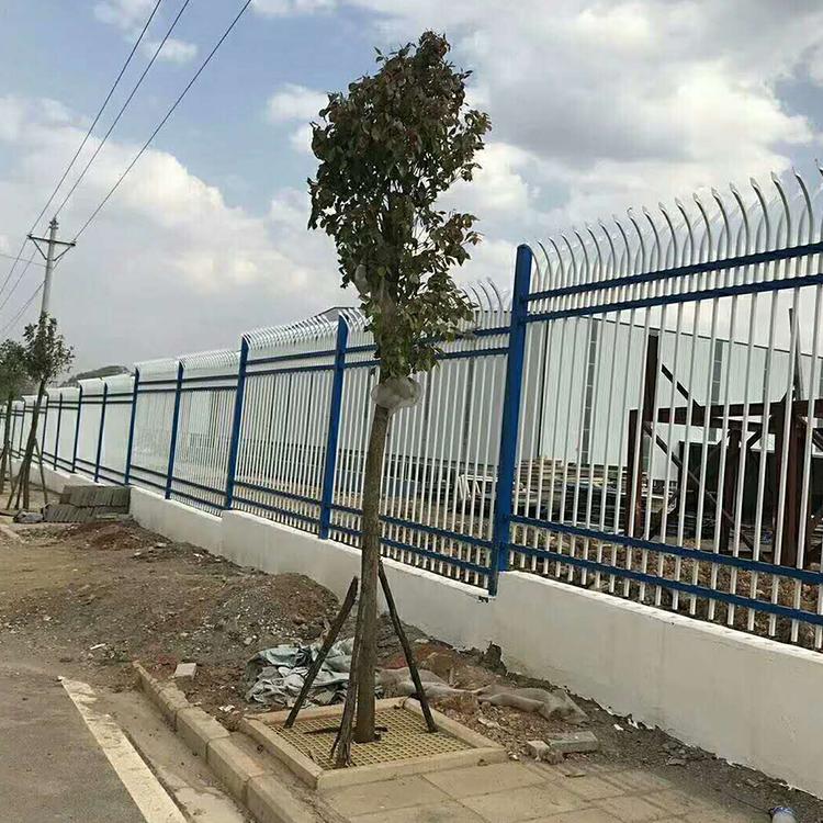 云南省 锌钢护栏 铁艺围墙栏杆小区工厂安全防护围栏 别墅庭院锌钢护栏