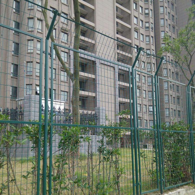 云南省 护栏网厂家 绿色铁丝框网护栏 公路 铁路框架护栏网 定制