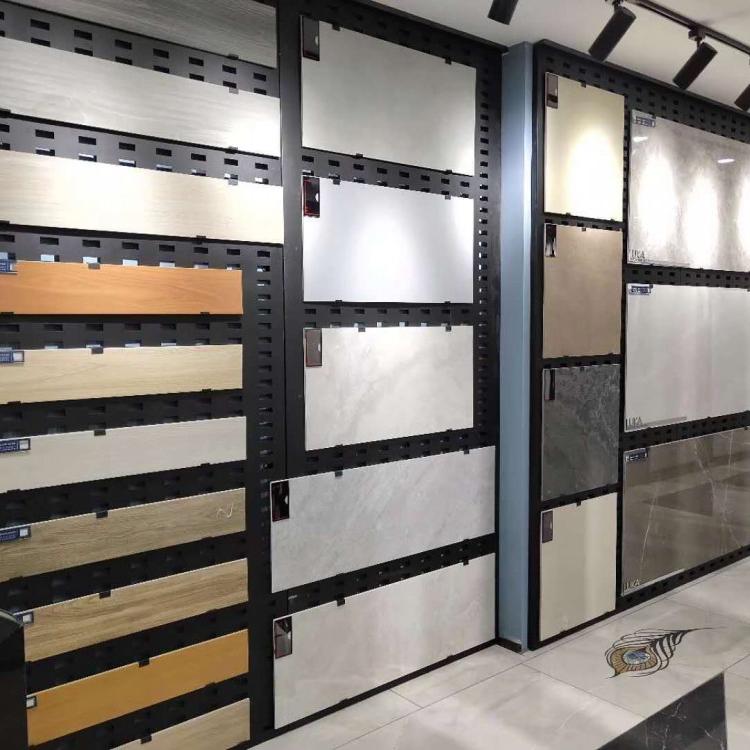 冲孔板瓷砖展架瓷砖冲孔板怎样安装