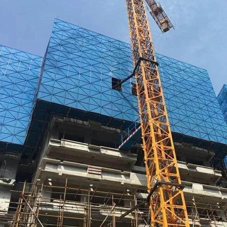 鼎尊厂家现货供应爬架网 建筑防护爬架网镀锌圆孔爬架网