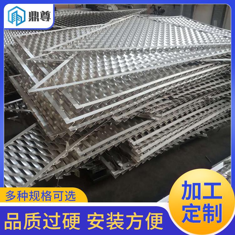 钢板网不锈钢网厂家鼎尊现货菱形冲孔钢板网不锈钢网可定制钢板网不锈钢网