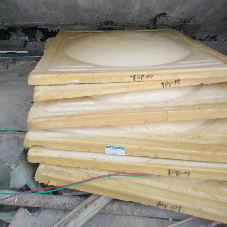 304不锈钢水箱来宾生产厂家批发厂家不锈钢水箱方形站柱和顶板连接技术