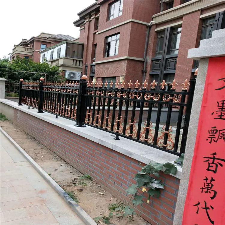 铝艺围栏  铝艺栏杆  铝合金围栏加工 期待您的来电