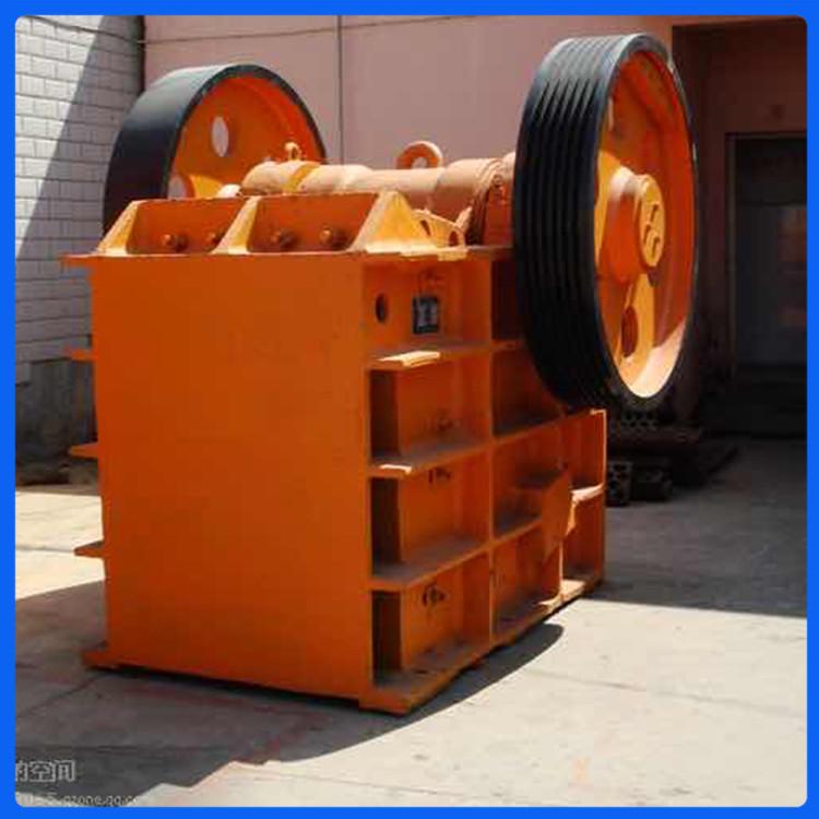 破碎生产设备 鄂式破碎机产地供应 鄂式破碎机制造