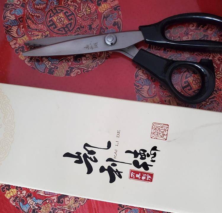 青州凯利德服装店花纹裁缝缝纫剪锯齿剪工具裁布剪厚花剪花边剪发好用牙剪
