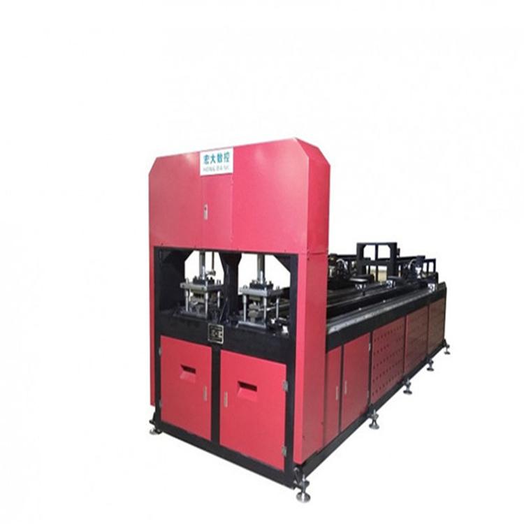 云南曲靖爬架数控冲孔载断机 方管数控冲切机厂家厂家+促销价格宏大机械