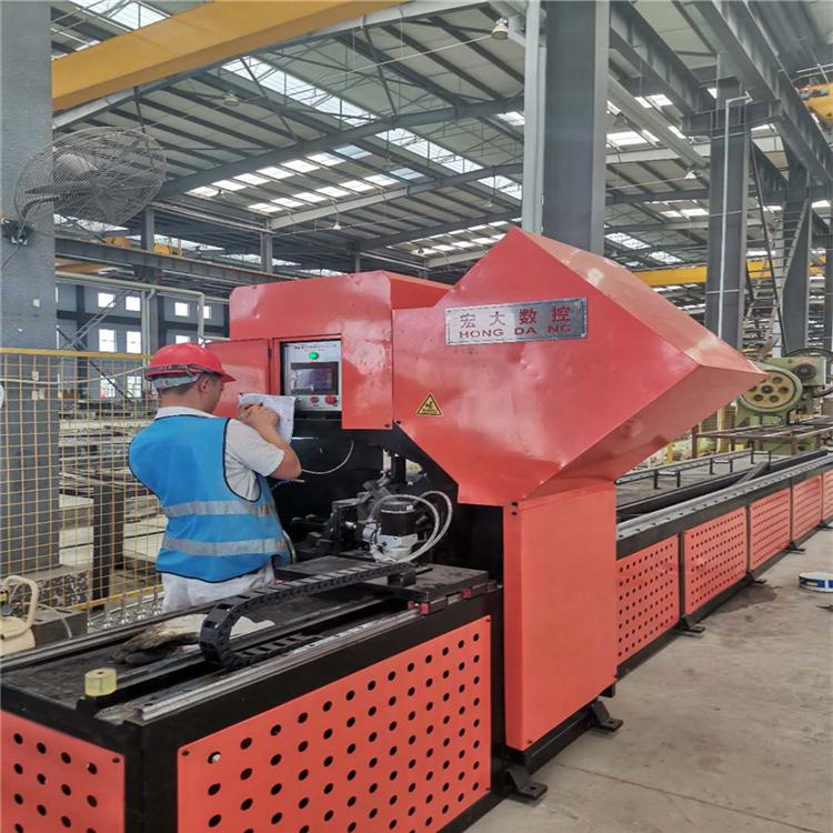 广东揭阳角铁自动冲孔载断机 方管数控冲切机厂家厂家直销宏大机械