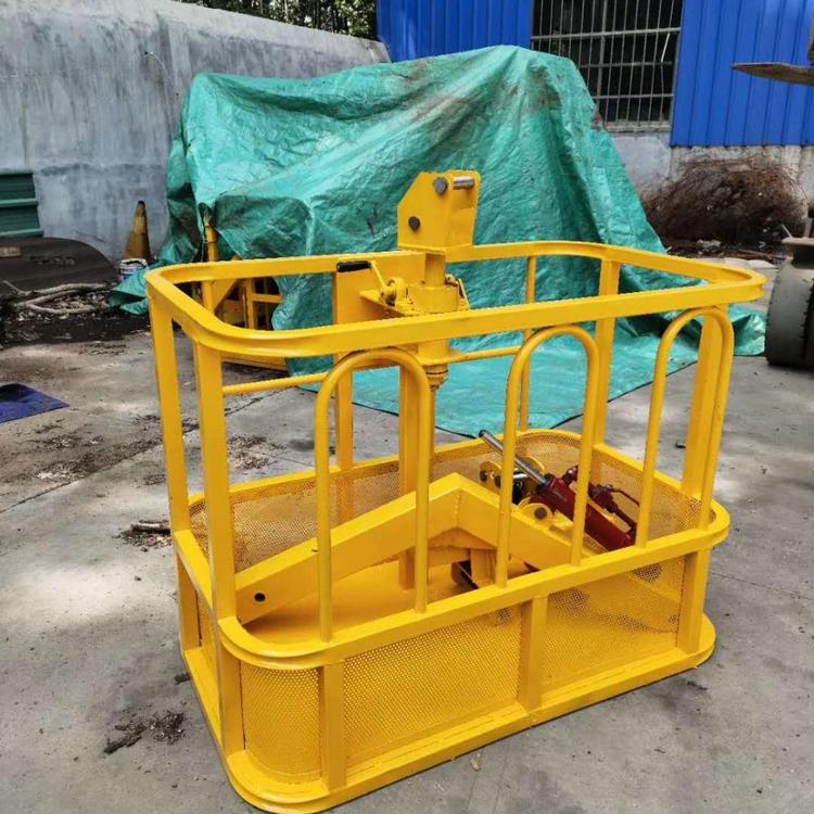 起重吊车使用吊篮吊人作业 高空作业旋转吊框  自己加工吊车吊篮