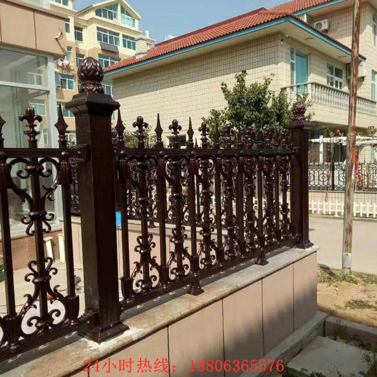 别墅围墙栏杆铝合金护栏院墙围栏铝艺护栏花园铝制护栏杆厂家定制