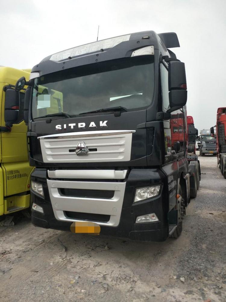 17年6月 重汽汕德卡 牵引车 拖头半挂车 带液缓 540马力 首付8万 可提档