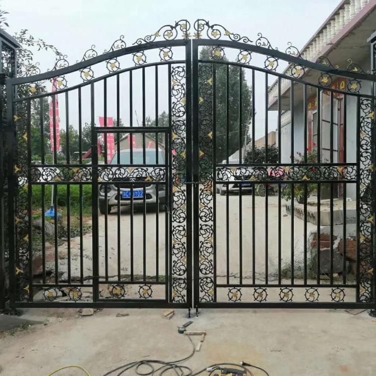 定做欧式铁艺庭院大门 花园 小区铁门 住宅铸铁平开门 锌钢焊接平移门质量保证