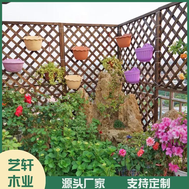 厂家定制防腐木围栏 防腐木小围栏 环保材质 安全可靠