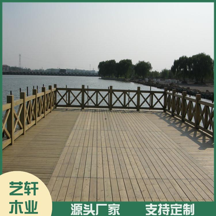 公园防腐木护栏 防腐木护栏价格 现货供应 量大从优