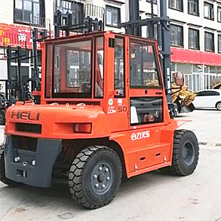 现货供应 内燃机动平衡重式叉车 5吨叉车 优惠多多