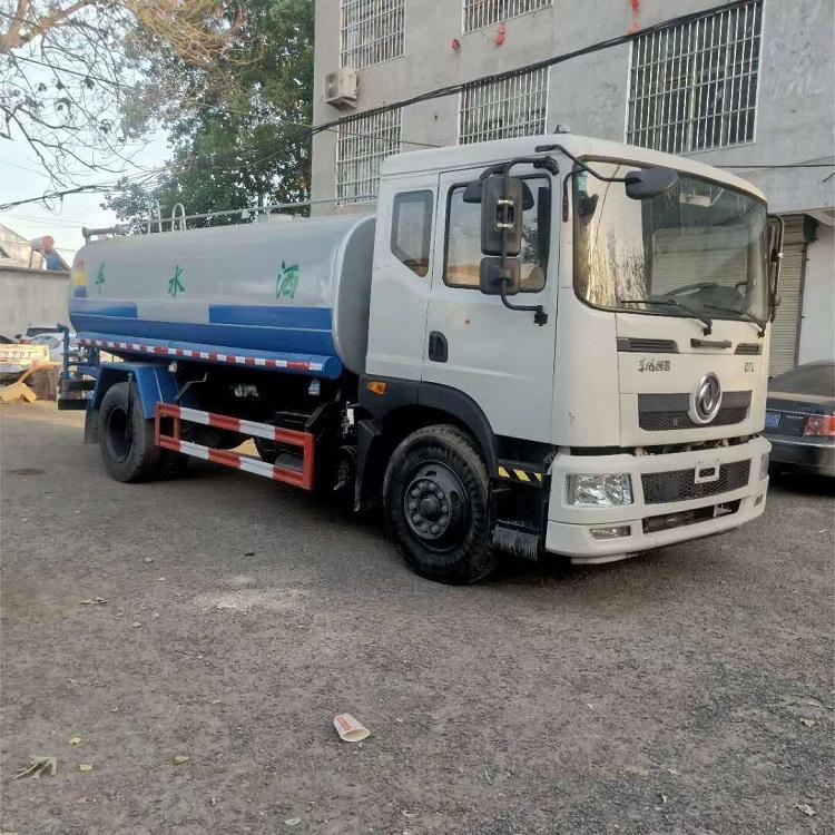 城市洒水车 多功能洒水车 道路喷洒车