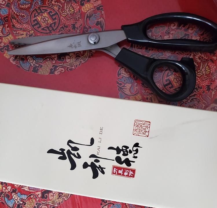 花边剪刀锯齿剪刀裁缝剪狗牙剪大小波浪剪刀布样剪绣花剪DIY工具 中号波浪齿5mm一把