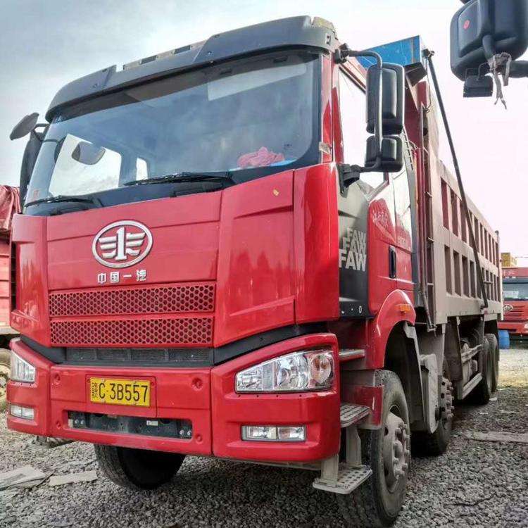 出售二手解放J6P前四后八自卸车 公司一手车