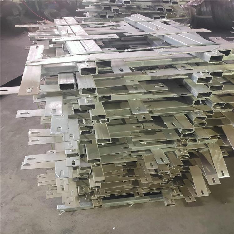 厂家供应 刺绳带刺铁丝刺绳网防爬刺防盗铁丝刺绳 可定制 飞腾刺绳支架
