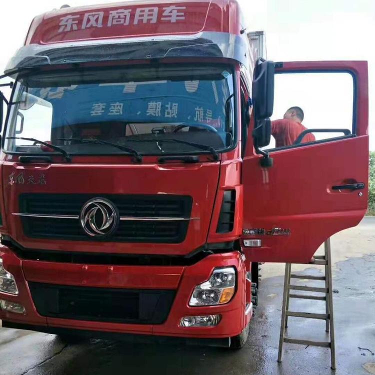 东风天龙冷藏车 轻赢版前四后八9.6米冷藏车出售