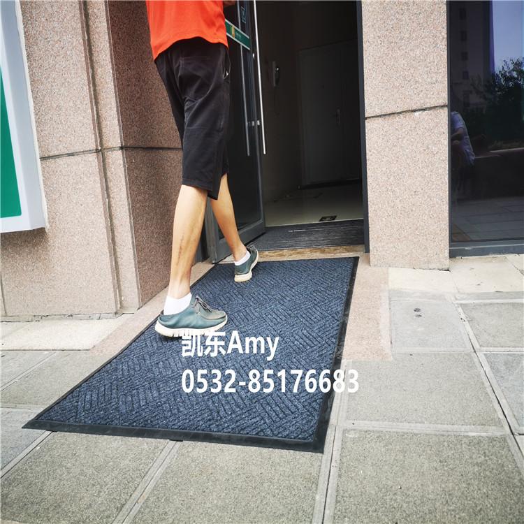 高档酒店铺地垫 青岛凯东植绒门垫 耐磨防尘门垫 天然胶底地垫