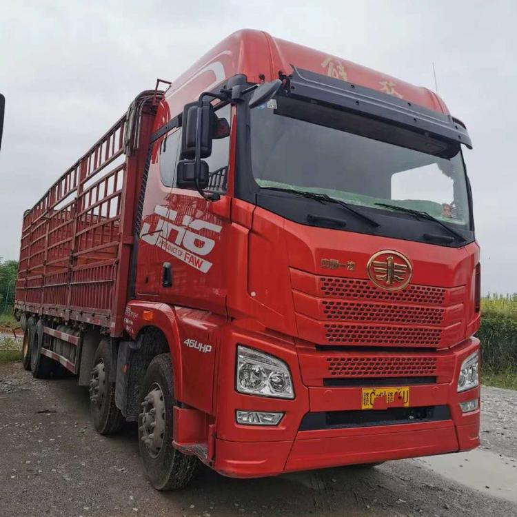 出售一年解放JH6前四后八9米6高栏载货车 国五 460马力