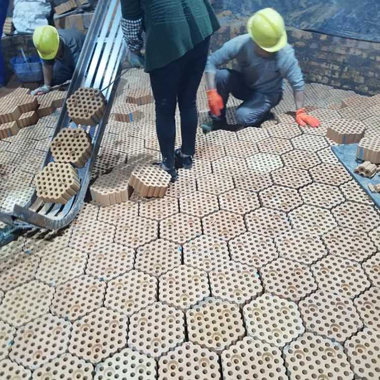 低气孔粘土砖厂家 保温粘土砖厂家 新型粘土砖生产厂家