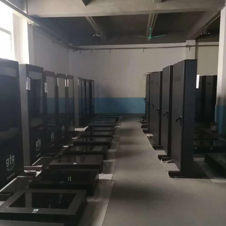 户外防水落地广告机立式多媒体显示器触摸网络液晶大屏幕公交站牌