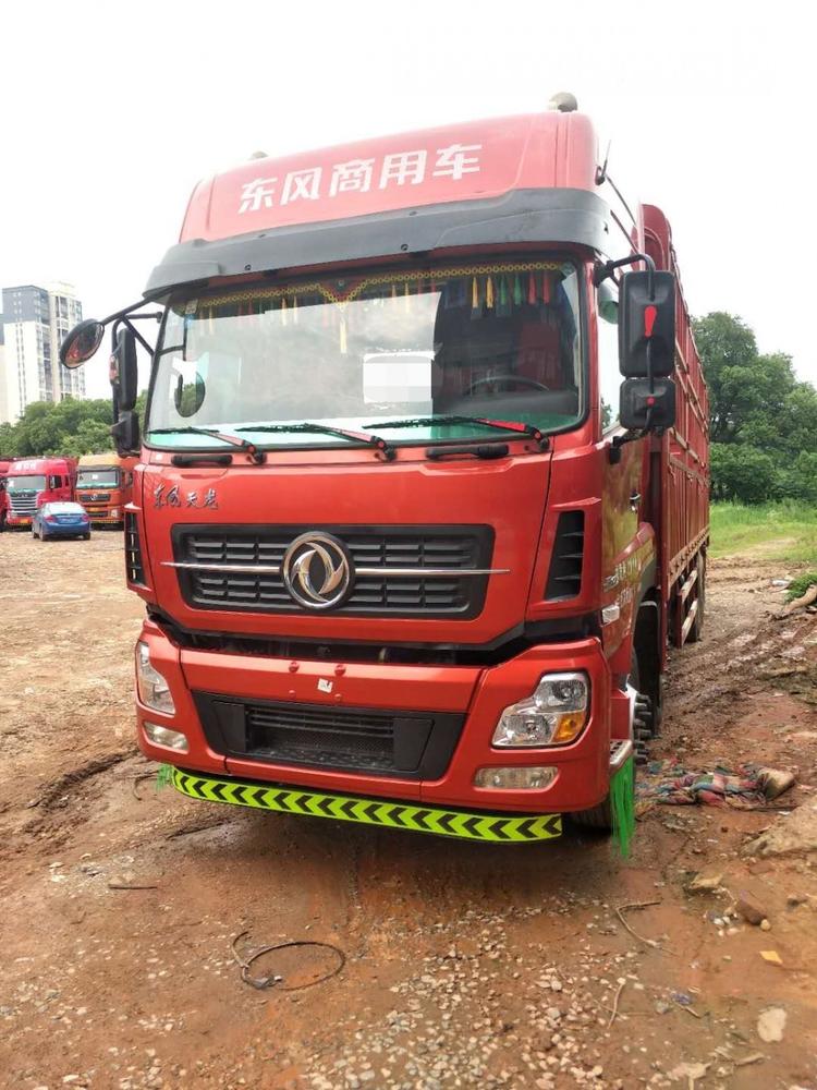 出售二手天龙货车 东风天龙 载货车 天龙9米6高栏 前四后八 420马力 雷诺机 首付八万 国五排放 可提档 可按揭