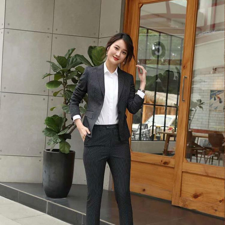 济南衬衣西服定制公司  济南工作服定制厂家  行政秋装衬衣团购