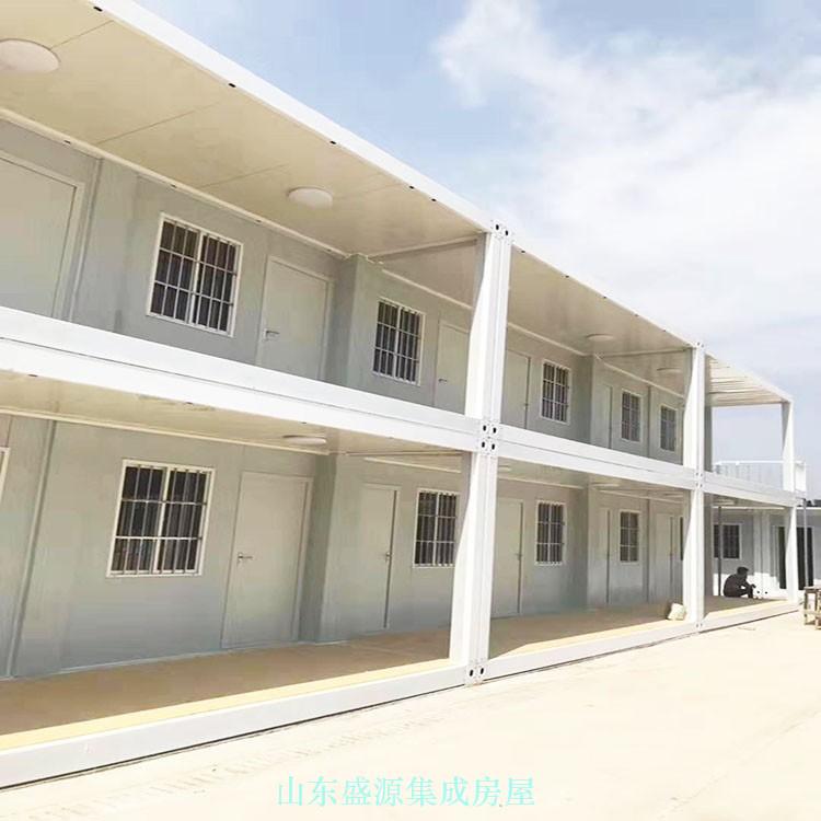 潍坊住人集装箱活动房工人临时宿舍快拼箱打包箱移动房批发请拨打盛源订购热线