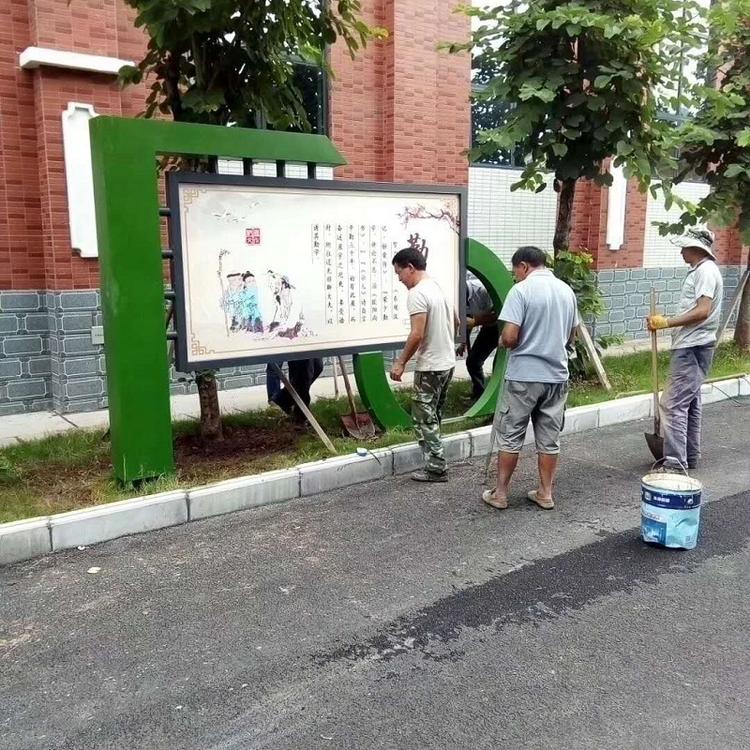 专注广告标识17年                      成都校园文化标识生产厂
