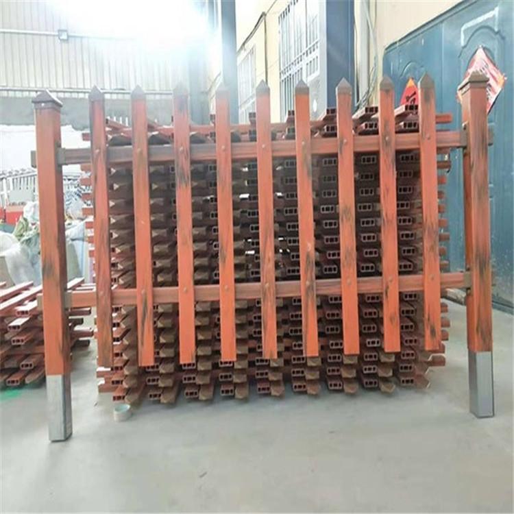 PVC社区护栏 社区小区别墅庭院篱笆栅栏 栅条型围墙护栏可定制