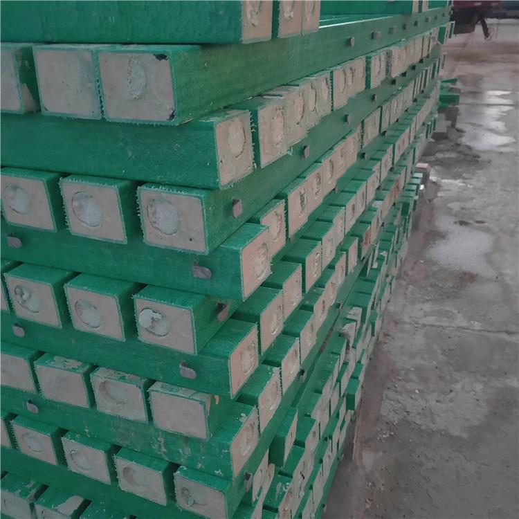 飞腾丝网 玻璃钢立柱 防盗刺绳复合立柱 价格出售