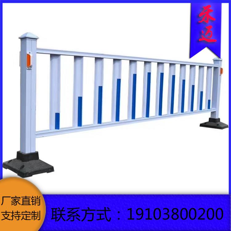 仿木护栏 水泥 护栏 铁马 禾迈镀锌钢护栏