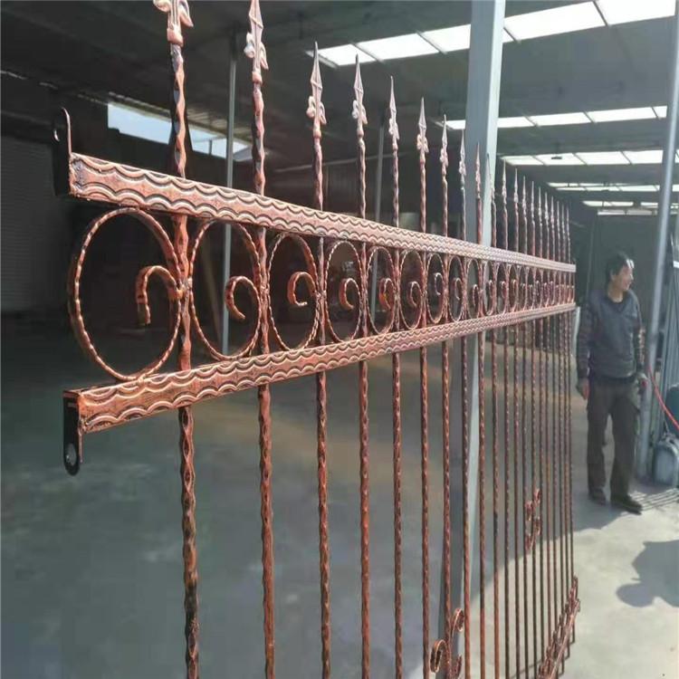 铁艺护栏厂家定做 静电喷涂护栏 铁艺防护栅栏 新型铁艺护栏