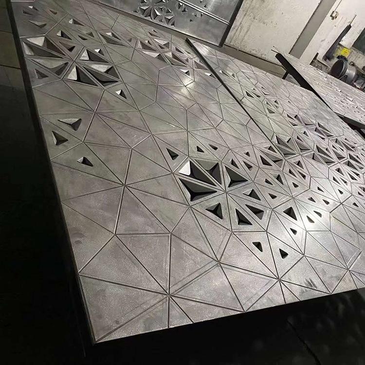 武汉喷粉乱孔铝单板  造型艺术图案铝板  2.5高强度铝板市场价格