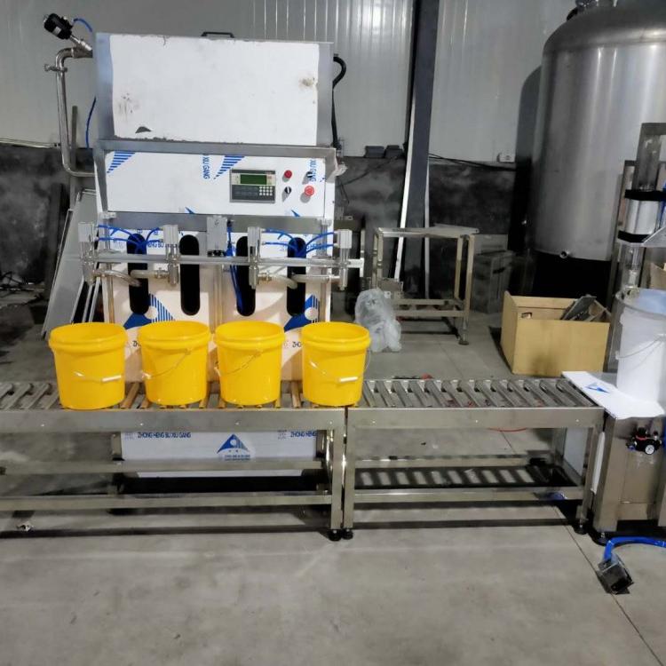 甘肃食用油灌装机 食用油灌装机价格可咨询国顺 厂家销售