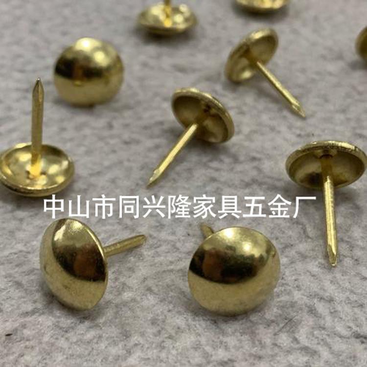 真皮沙发工厂直销家具五金沙发铁钉生产款式颜色装饰家具沙发泡钉